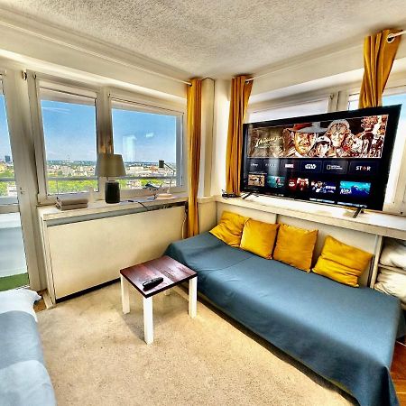 Апартаменты Sun Clima/Ac Metro X2 Fast Wifi 500 Mbs 70'Tv Netflix Appletv Hbo Варшава Экстерьер фото