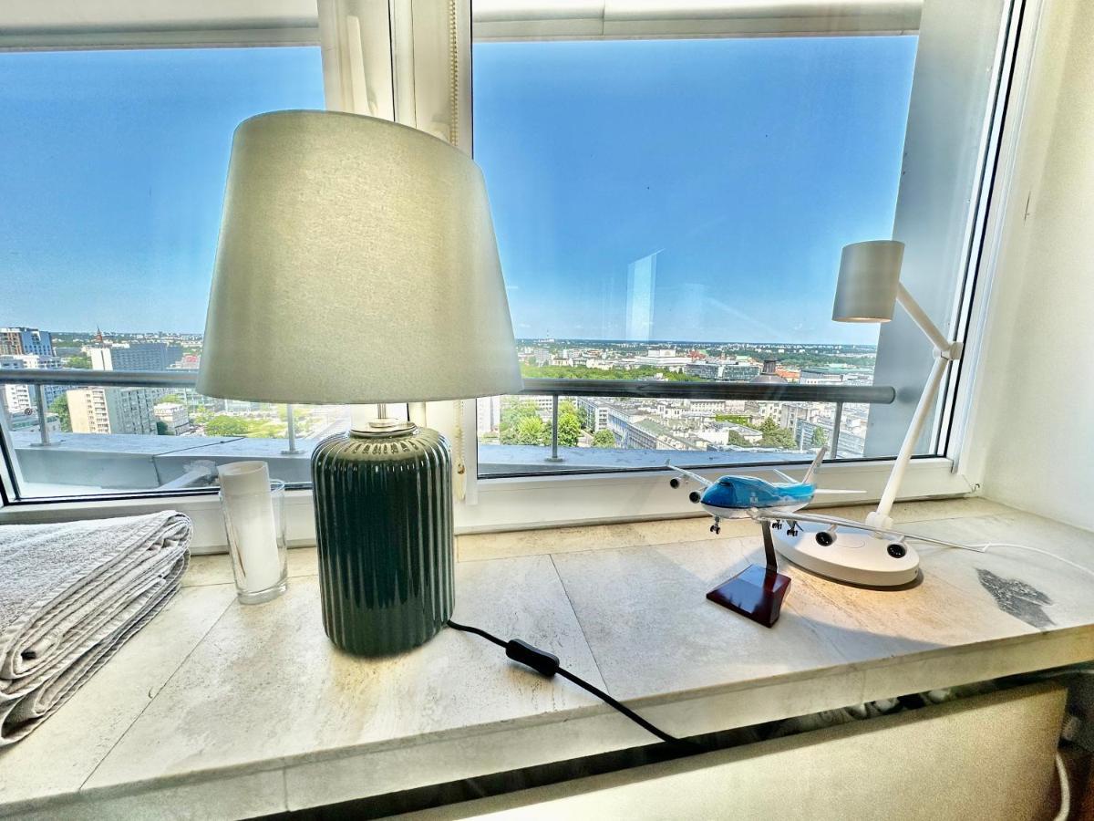 Апартаменты Sun Clima/Ac Metro X2 Fast Wifi 500 Mbs 70'Tv Netflix Appletv Hbo Варшава Экстерьер фото